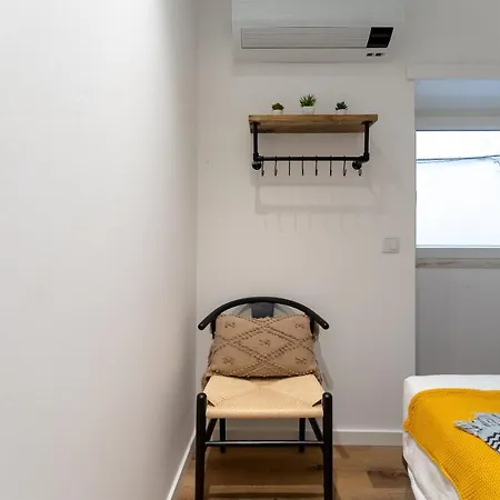 T2 Casa Da Alegria * נאזרה