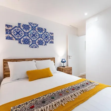 T2 Casa Da Alegria * נאזרה