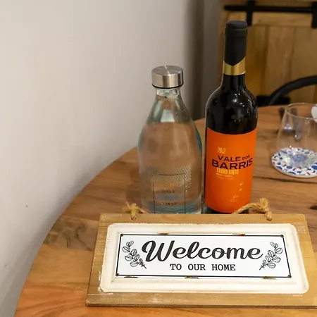 T2 Casa Da Alegria דירה *